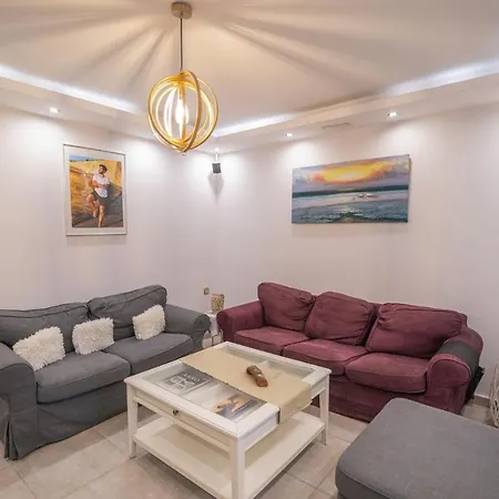 Holidays House Apartment